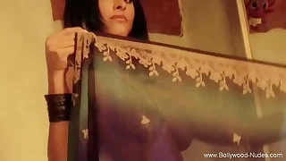 A Seductive Ritual From India While Seducing Each Other